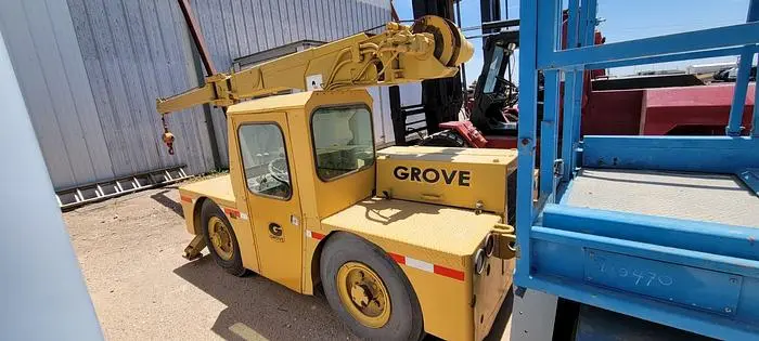 Used 1982 GROVE CRANE _UNKNOWN_ Cranes (Misc) | E&M Equipment #904028