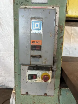 USED DOALL V-26
