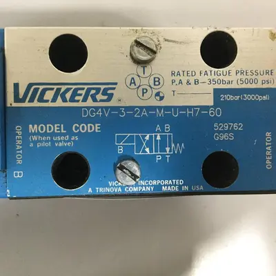 USED VICKERS DG4V-3-2A-M-U-H7-60