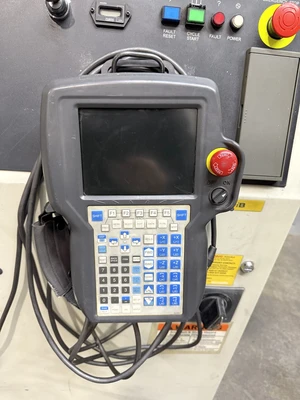 USED FANUC R-2000IB