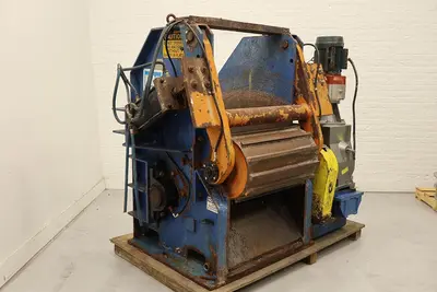 USED NEILSON & HIEBERT RAGGER