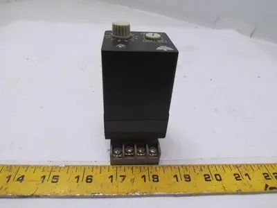 Eagle Signal CR301A6 110V 60H programablerelay w/ base