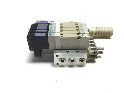 Koganei F10T1-CPL3 Manifold w/ Valves 0.2-0.7MPa 24VDC