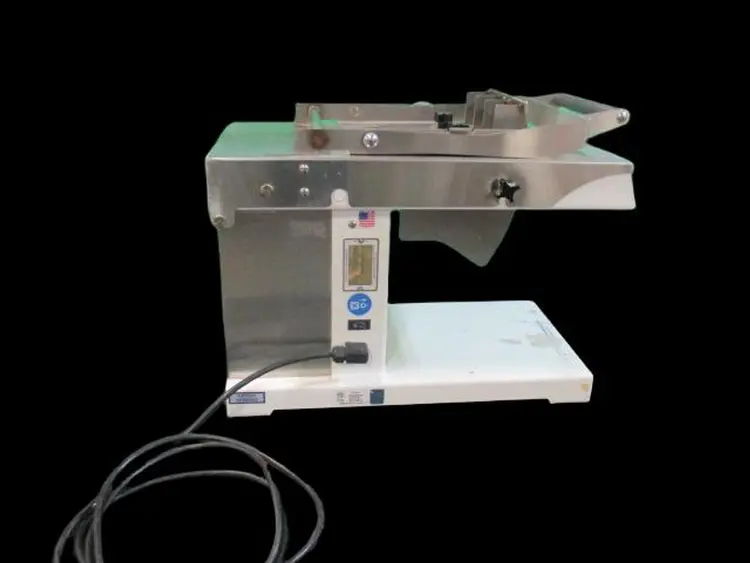 Used OLIVER 738 Bread Slicers British Columbia CA | Surrey Food Equipment #921419