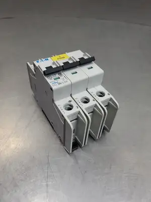 USED Eaton FAZ-D6/3-NA Circuit Breaker, 6A, 3P, 480Y/277VAC