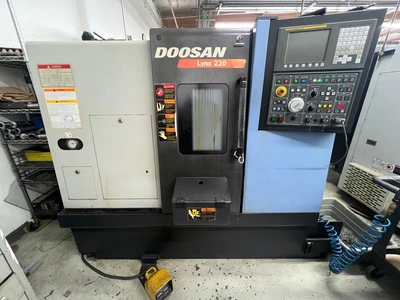 2007 DOOSAN LYNX 220A LATHES, SLANT BED, N/C & CNC | Wheeler Machinery Sales (1)
