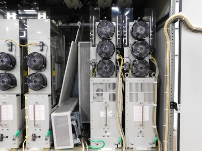 Used Yaskawa G5U4600 Variable Speed Drives Ohio US | Equipment Recovery Corp. #1330405