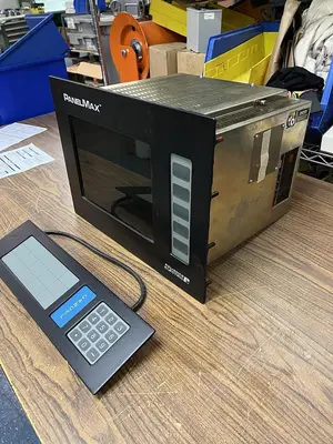 Used RELIANCE 704261-33R Automation Control (HMI) | Surplus Asset Holdings #1227626
