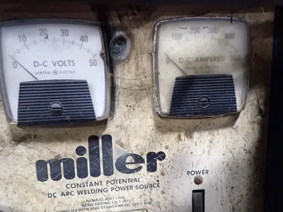 USED MILLER CP300