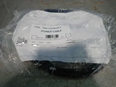 NEW OMRON R88ACAKA003SRE