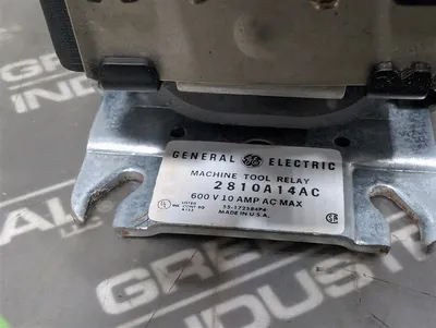 General Electric CR2810A14AC2 Machine Tool Relay 10A 4 Pole New NIB
