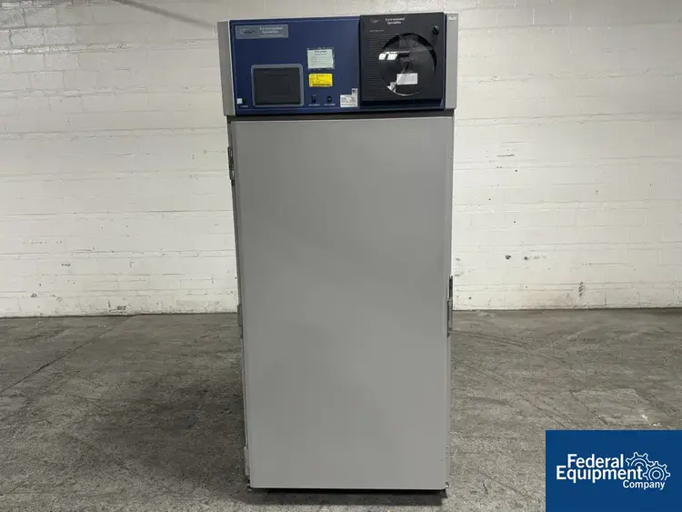 Used Environmental Specialties 33.8 Cu Ft Environmental Specialties Environmental Chamber, Model ES2000 CS Incubators Ohio US | Federal Equipment Company #128116