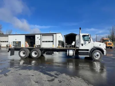 Used 2015 FREIGHTLINER M2112 Cab Chassis trucks Washington US | Puget Sound Truck Sales #1546529