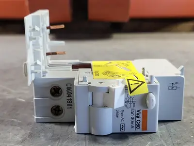 New | in-Stock MERLIN GERIN 26581 Switchgears British Columbia CA | Lenmark #241783