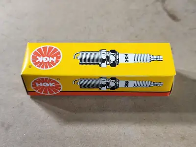 NEW NGK BR7HS-10