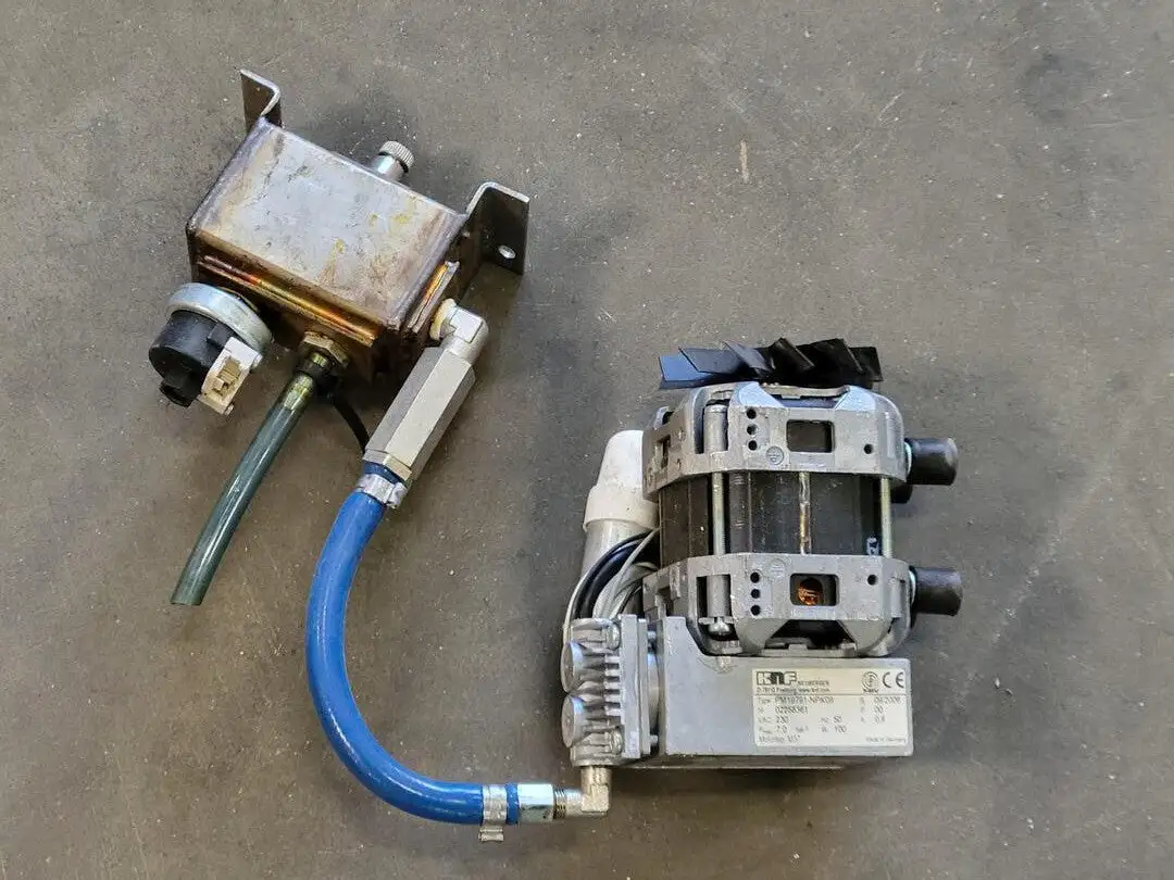 Swing Piston Vacuum Pump W/ AC Capacitor PM19791-NPK09