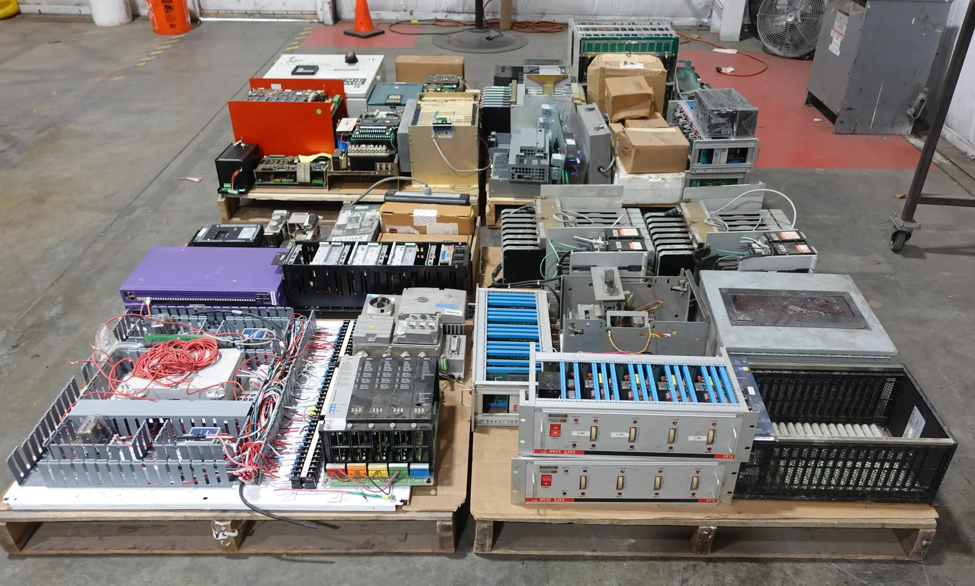 4 PALLETS OF ASSORTED AUTOMATION, MODULES, CHASSIS, MOTOR DRIVES, CONTROLLERS, POWER SUPPLIES