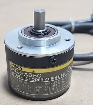 USED Omron E6C2-AG5C