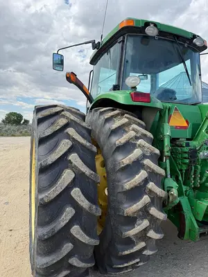 USED 2002 JOHN DEERE 8320