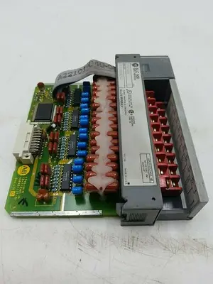 USED ALLEN-BRADLEY 1746-OB8