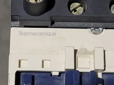 NEW TELEMECANIQUE LC1D40008F7