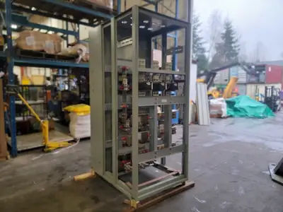 USED SQUARE D NW12H1