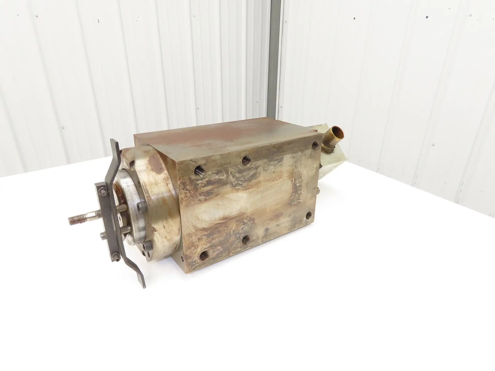 Amada Hydraulic Cylinder 200mm Stroke From 112 Ton Press Brake HFE 1000-35