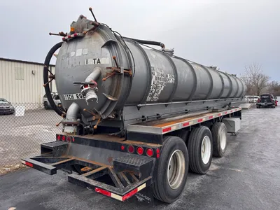 2012 G&H Non-Code Vacuum Tanker Non-Code Liquid Vacuum Tanker | American Contractors Equipment Supply (1)