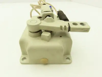 SunStar Fortuna Sewing Machine Foot Pedal Circuit Board Control Box Spring Lever
