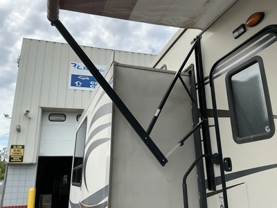 Used 2012 CROSSROADS RUSHMORE 34SB Campers, Caravans, Motorhomes Michigan US | Miedema Asset Management Group #1406929