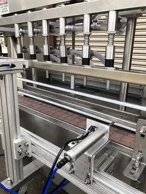 USED 2020 ACCUTEK 48", ELF 4 QUILL INLINE CAPPER ACCUTEK, ELF,
