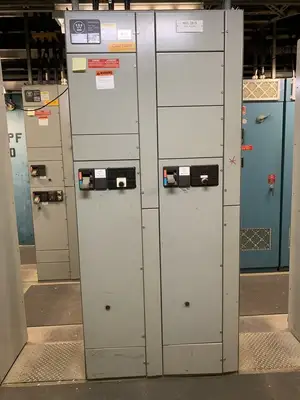 Five Star Double-Sided Motor Control Center (MCC), 600V Max., 1000A, 4 Buckets