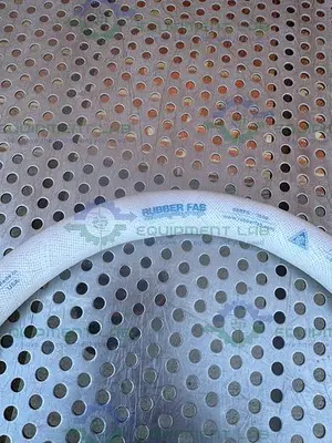 USED RUBBER FAB 08RFSV-0500 SILICON HOSE 48" W/ 1/2" SANITARY FITTING
