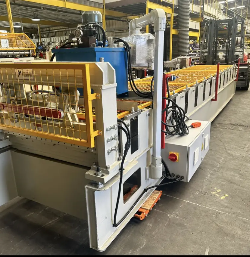 Roofing Sheet Roll Forming Machine in Canada