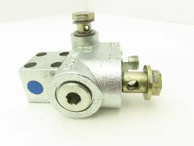 Linde 0009443041 Electric Forklift Flow Control Valve Removed From E20C