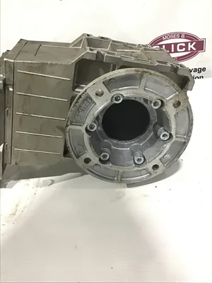 Lenze GKR06-2M VAK 100C32 Gear Drive/Speed Reducer/Gearmotor