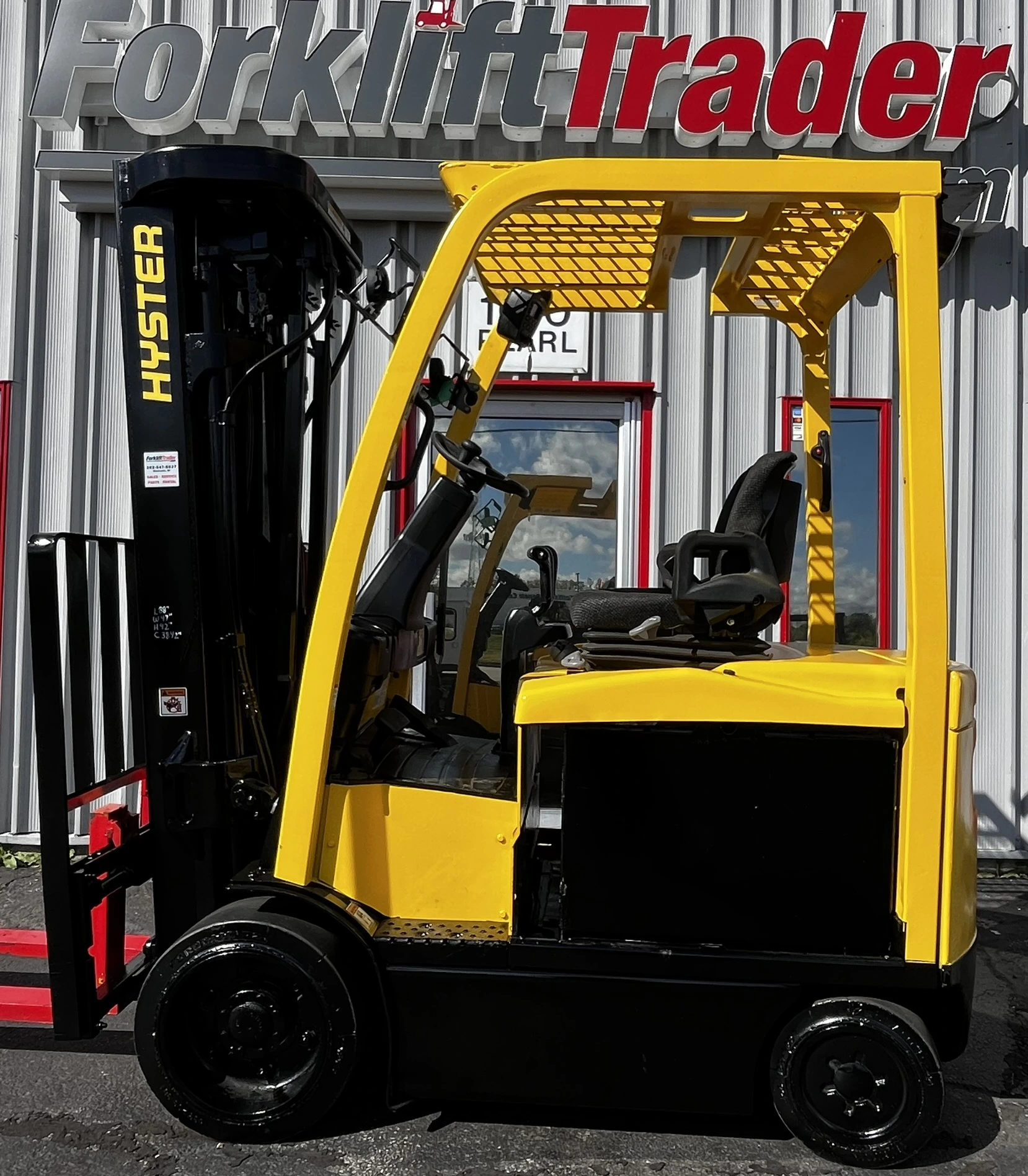 USED 2018 HYSTER E55XN-33