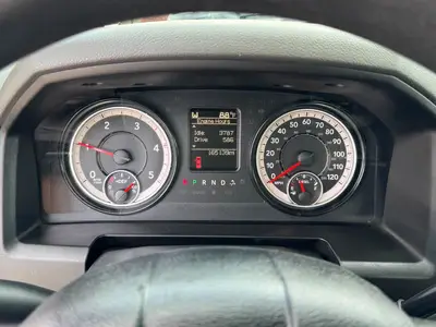 Used 2017 VERSALIFT SST40EIH-02 Bucket (boom) trucks Florida US | Truck and Van Outlet #1509171