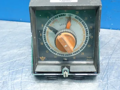 Used EAGLE SIGNAL CONTROLS HG100A6 Timers Ohio US | HGR 24 #884185