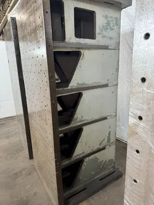 36" W X 93" T X 42" D BOX TYPE ANGLE PLATES. STOCK # 0630821