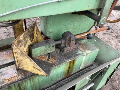 USED DOALL C-4 METALCUTTING BAND SAW