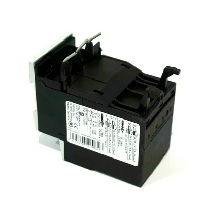 NEW SIEMENS 3RU1126-4DB0 OVERLOAD RELAY 3RU11264DB0