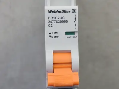 NEW WEIDMULLER 2477830000