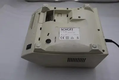 Schott KL 1500 LCD Fiber Optic Light Source STOCK 1390-C