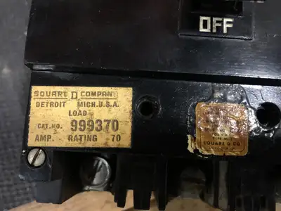 USED SQUARE D 999370
