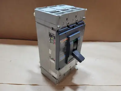 Used MERLIN GERIN NSJ400L Switchgears British Columbia CA | Lenmark #1438376