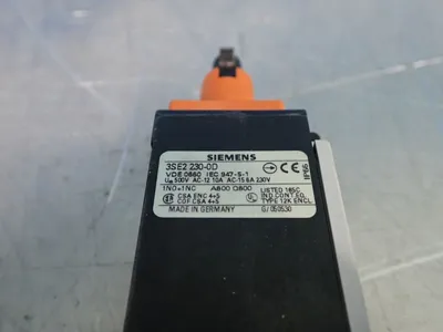 USED SIEMENS 3SE22300D