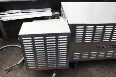 Bakers Pride APC18 Electric Countertop Commercial NSF Conveyor Oven