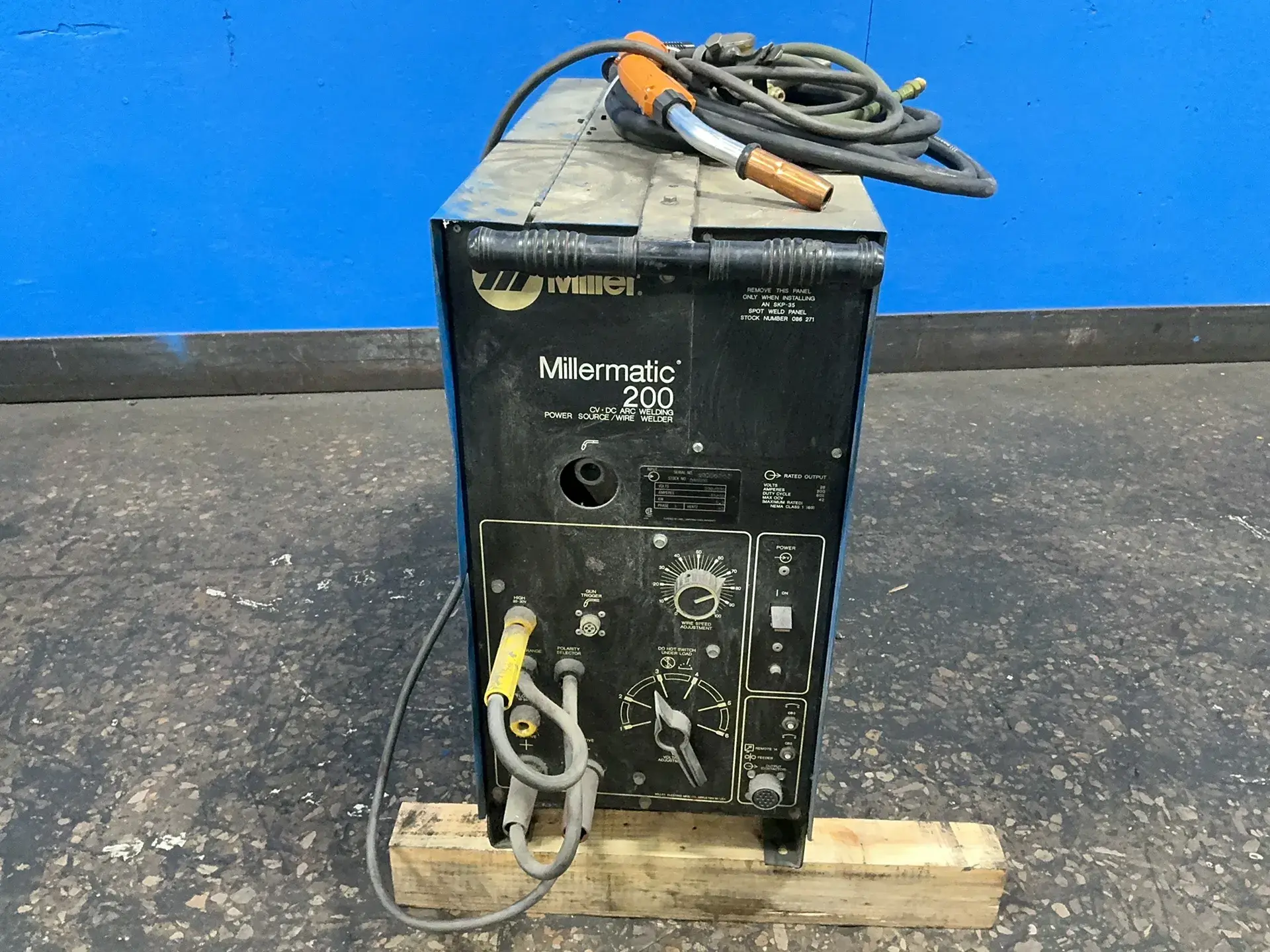 Used MILLER MILLERMATIC 200 Mig Welders Ohio US | HGR 24 #1319758