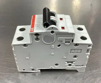 USED ABB ABB S202-B10 2CDS252001R0105